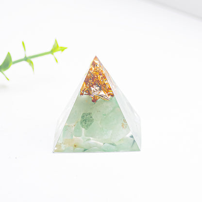 Natural Crystal Gravel Glue 3cm Pyramid