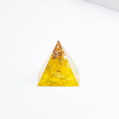 Natural Crystal Gravel Glue 3cm Pyramid