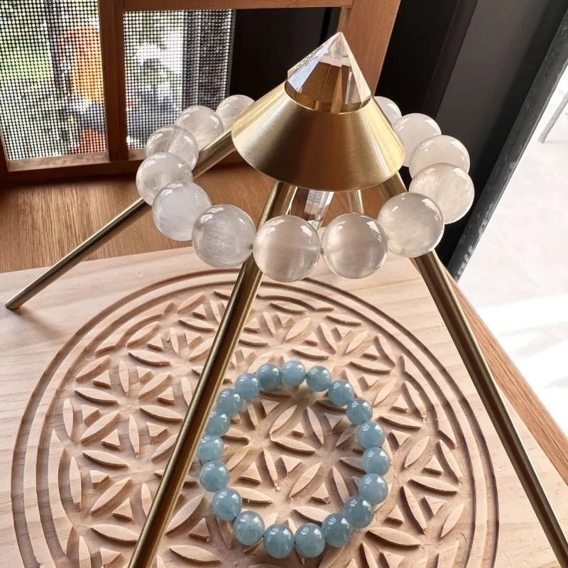 Diapason Natural White Crystal Pyramid Made Pure Copper