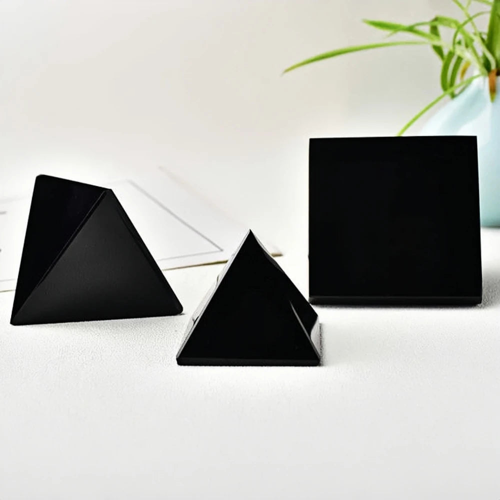 Natural Obsidian Pyramid 3-7cm | Protection Stone