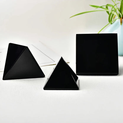 Natural Obsidian Pyramid 3-7cm | Protection Stone